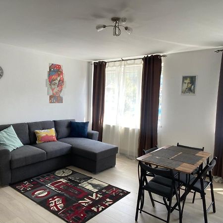 Tourist Apartment 1 Piatra Neamţ Dış mekan fotoğraf